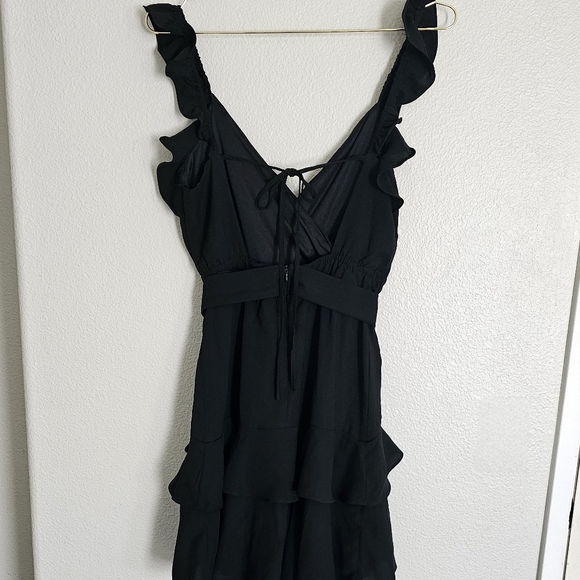 Ruffled summer dress - Picture 5 of 11